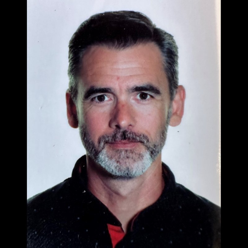 ARITZ ARRIETA ROJO