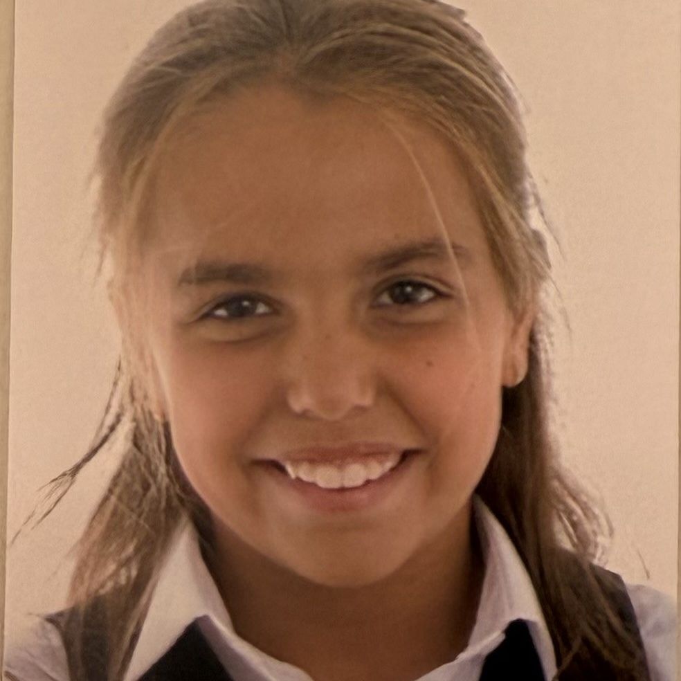 CARLA RUIZ-GARMA ROLDOS