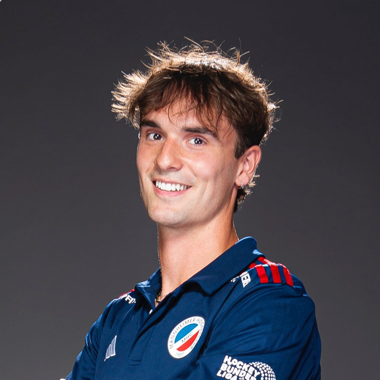 LUIS HOLSTE