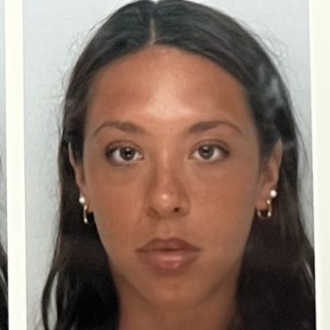 MIA SIERRA GACON