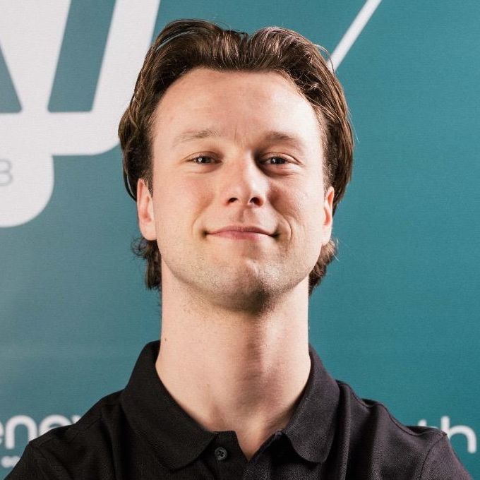 EDDY JESSE OVERMAAT 