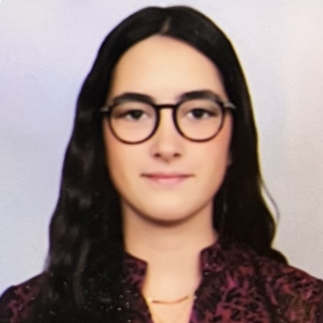CARLOTA FERNANDEZ-ARROYO FERNANDEZ