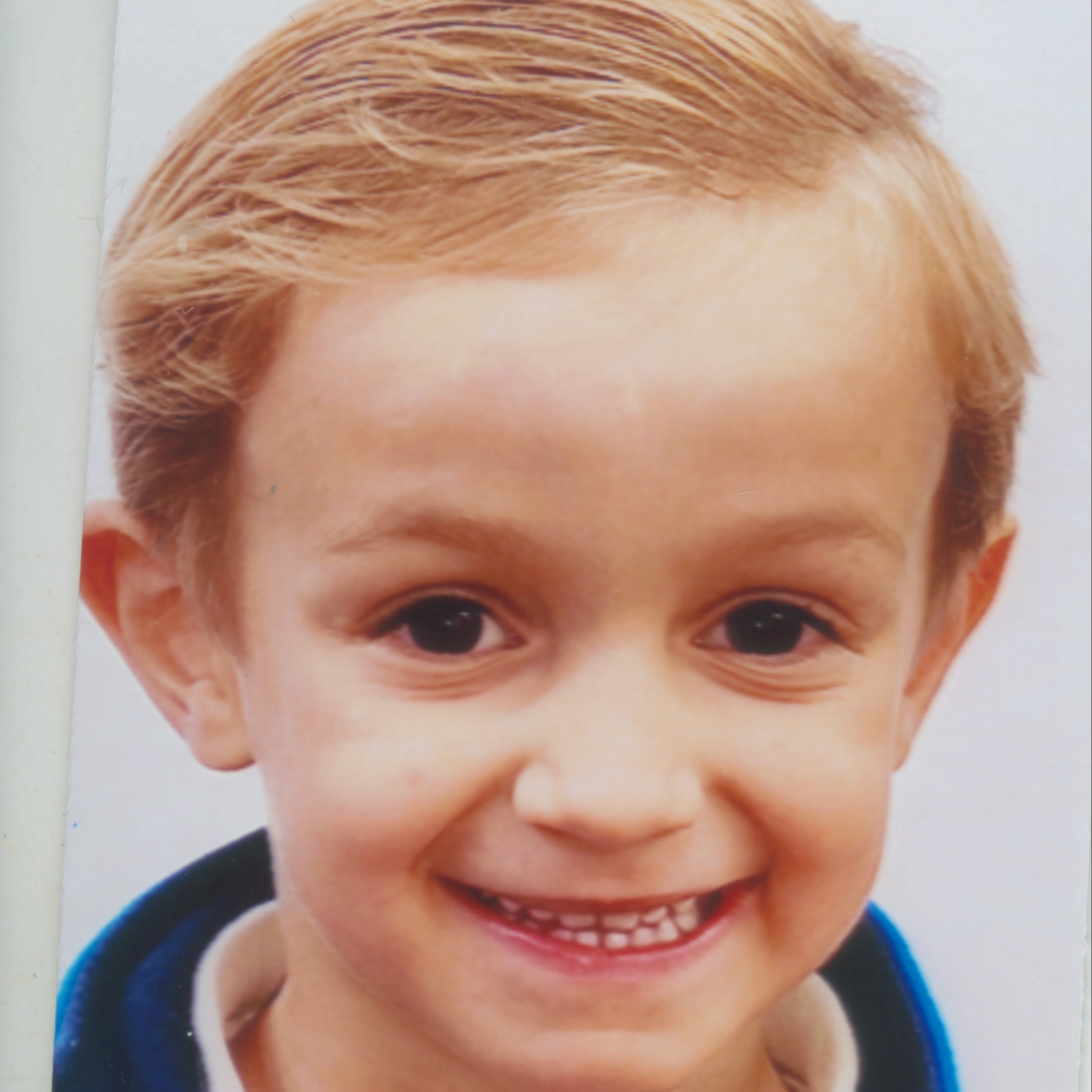 JAVIER BECERRIL BONET