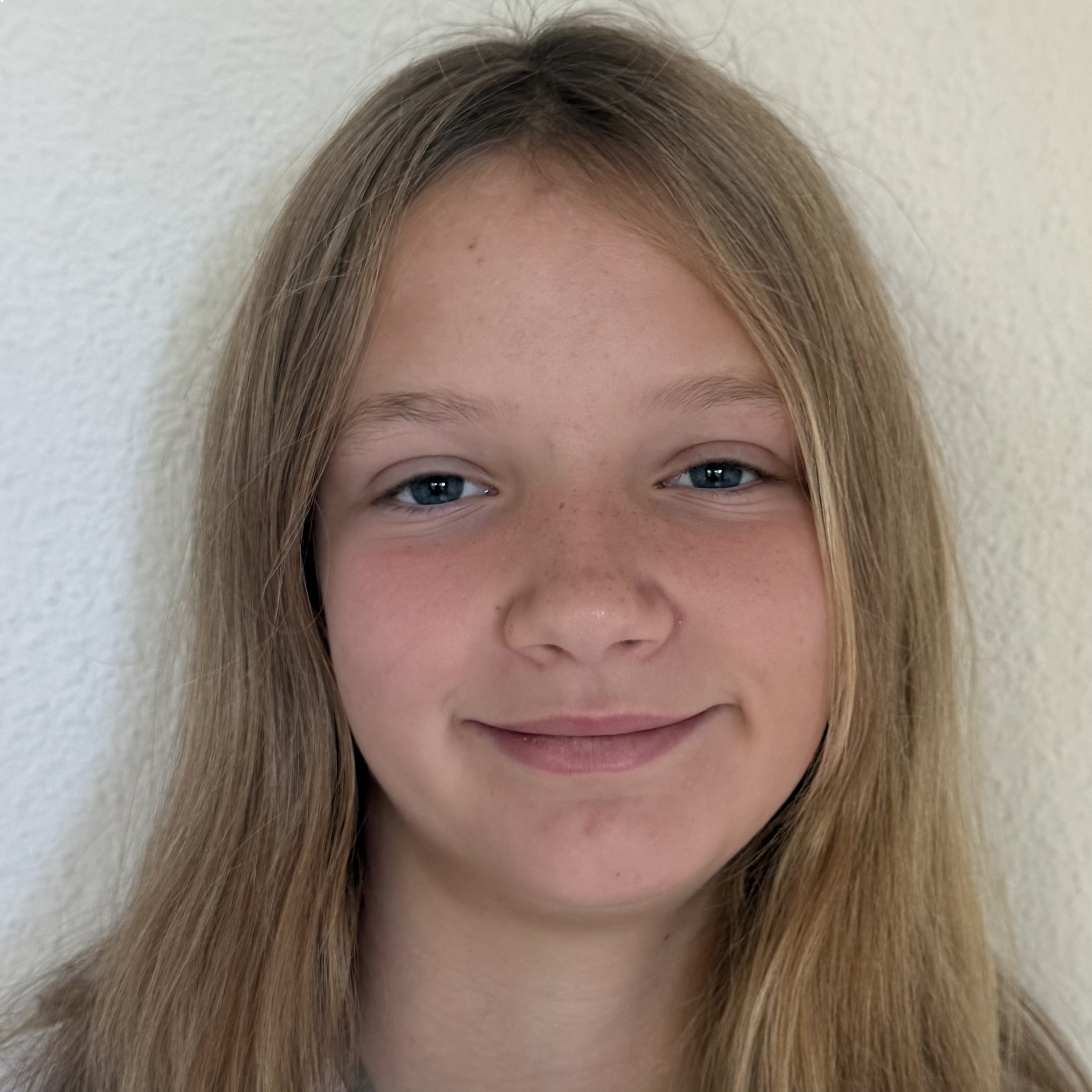 LAURA DE LLANO VARELA