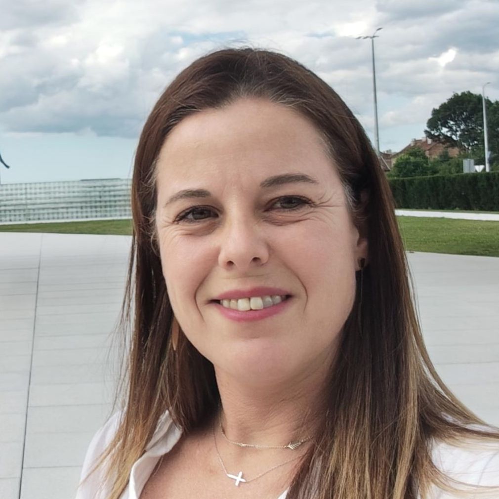 ELENA MAZA SANTOS