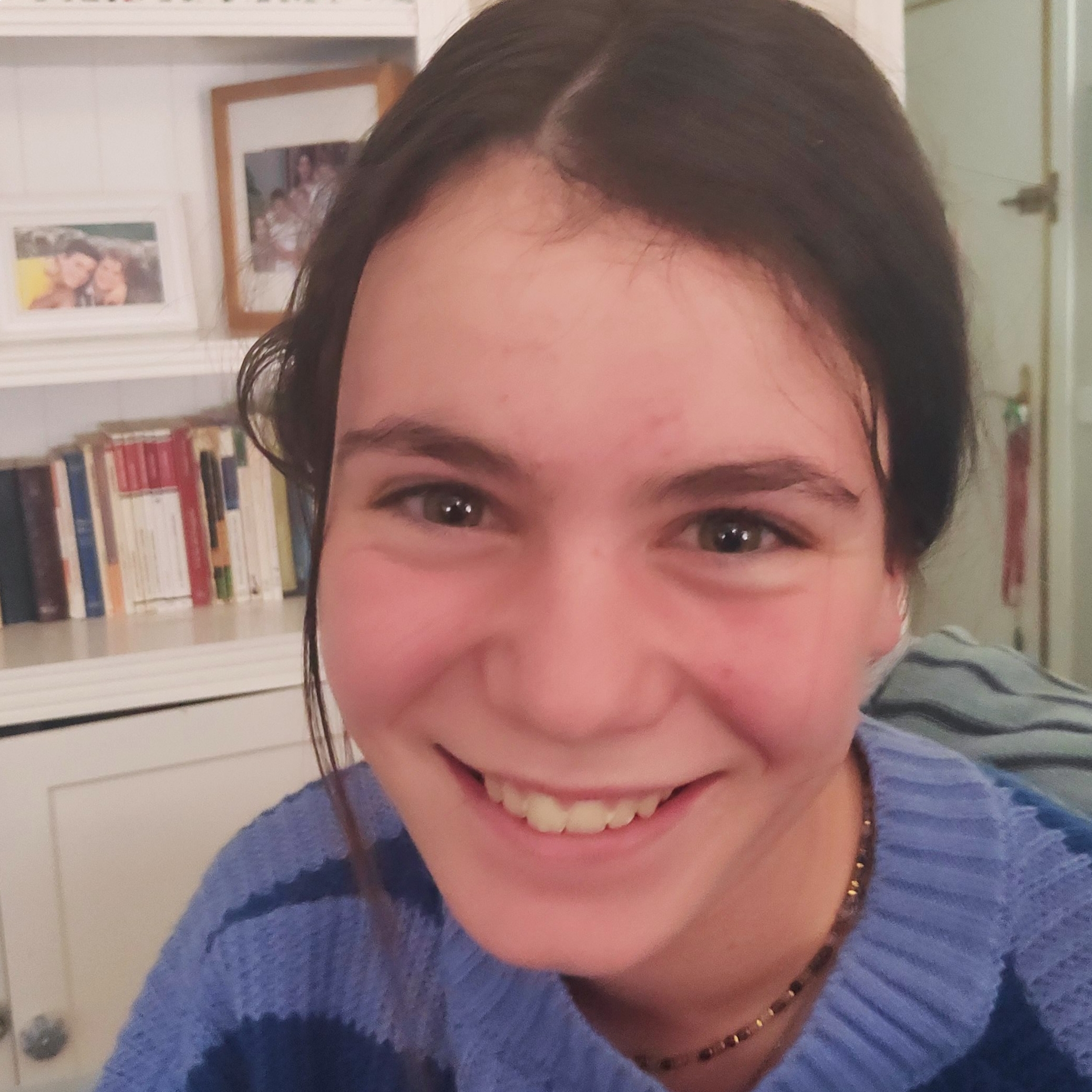 INES ESCRIBANO GUIRAUM