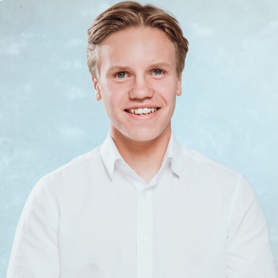 MAXIMILIAN KLOSS