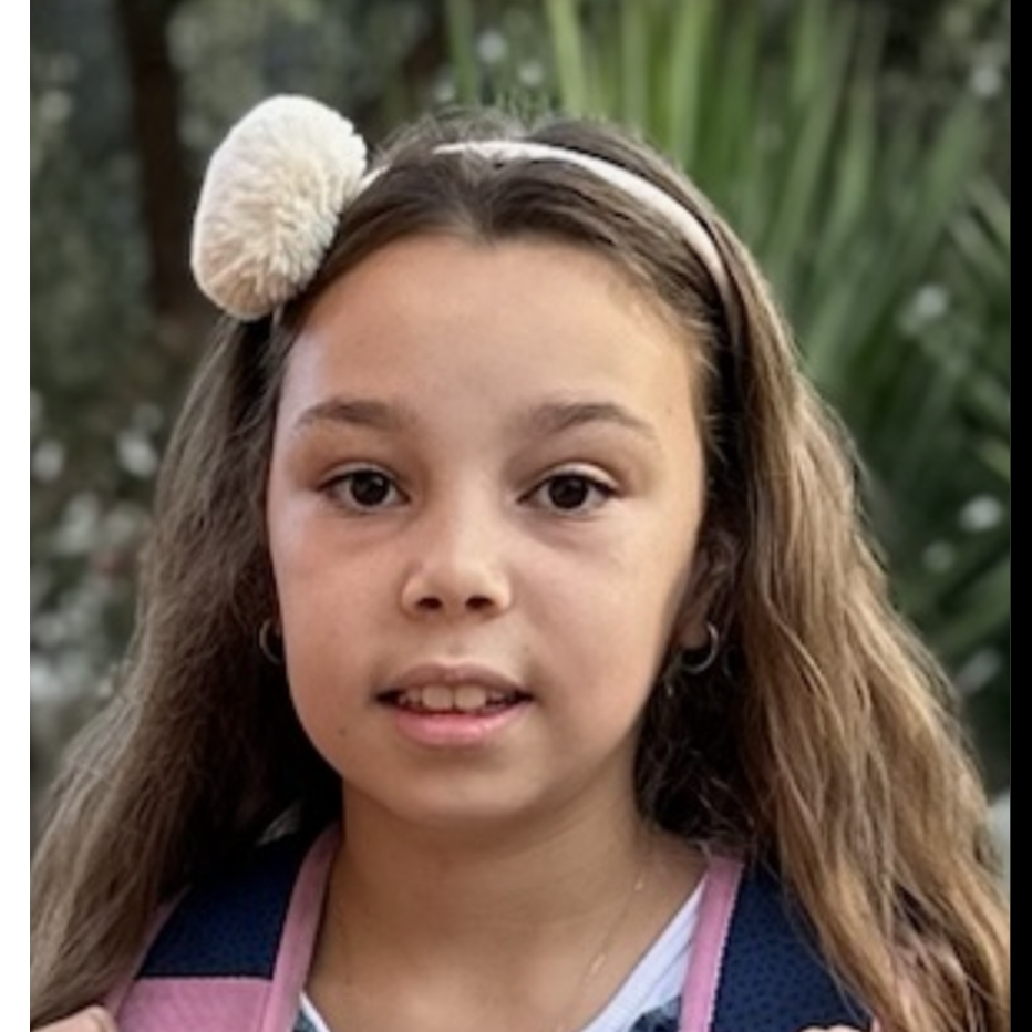 MICAELA DOMINGUEZ ENGELS