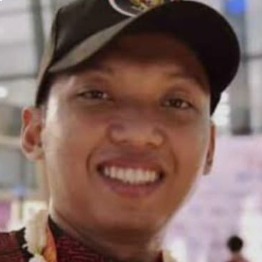 PRIMA RINALDI  SANTOSO