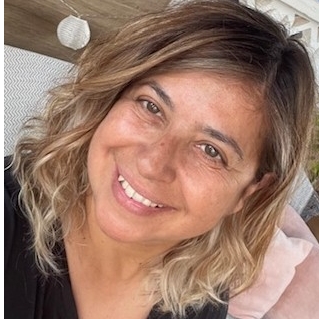 MARIA LOURDES GONZALEZ ALVAREZ