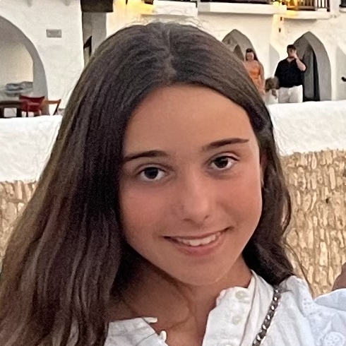 NAIA ROJO URIA