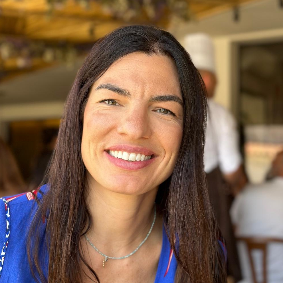 ELISABETH GONZALEZ PRADA