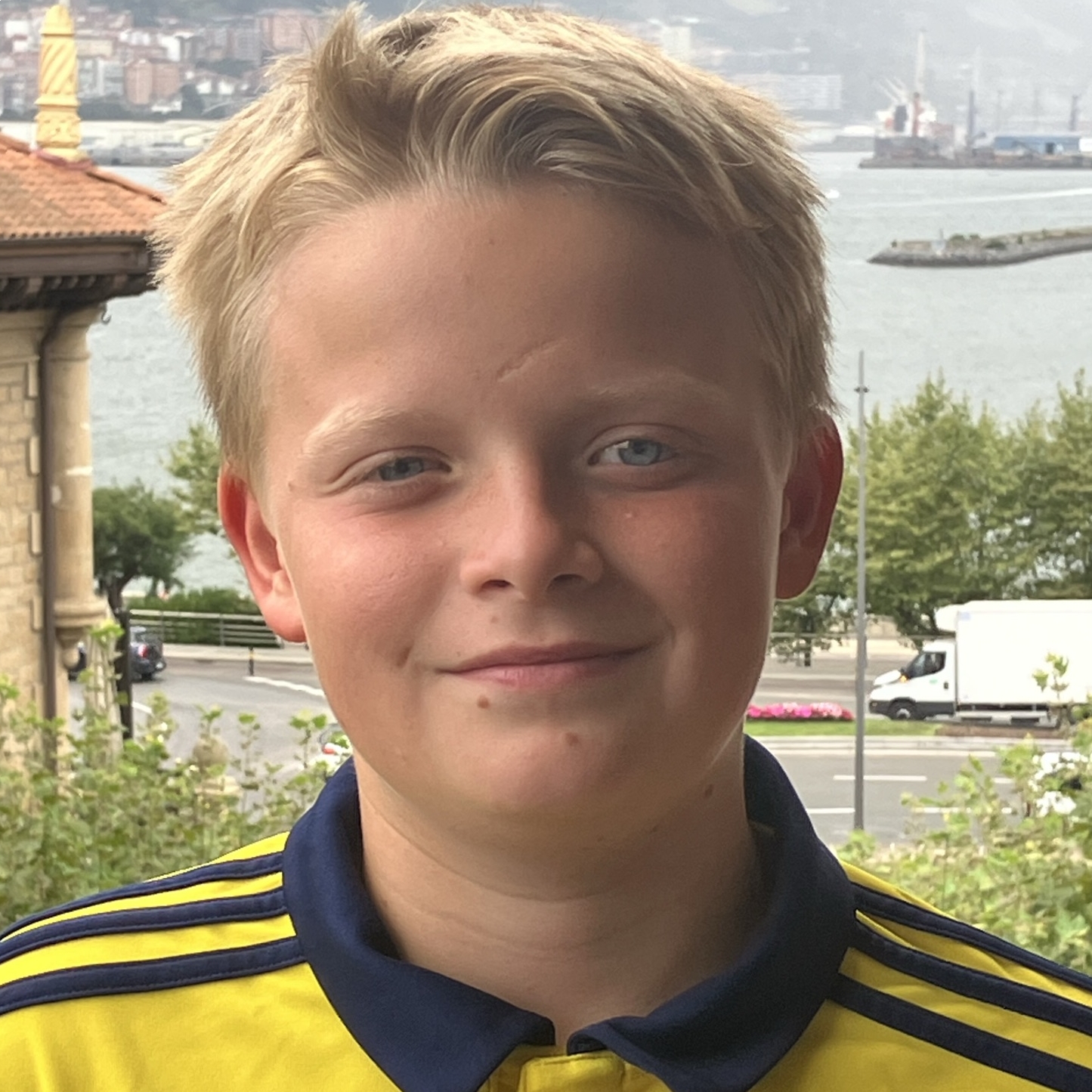 JONATHAN FLORIS KREYENHOP