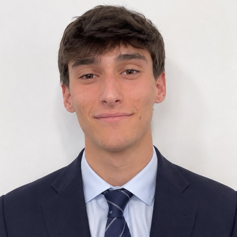 DARIO DE REGOYOS ESCOBAR