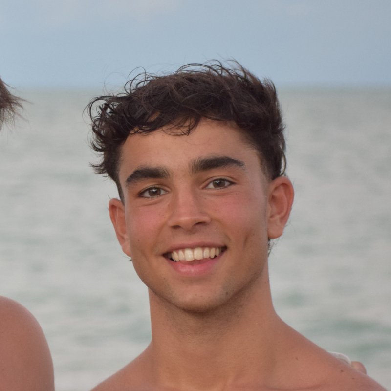 MAXIMO BRUNO RUIZ