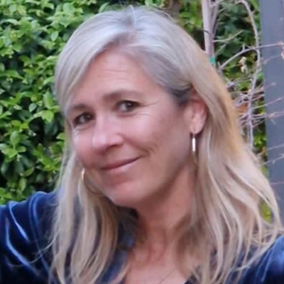 CAROL ABAD REGNE